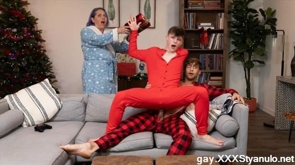 Amateurs - I Want Your Xmass [HD]